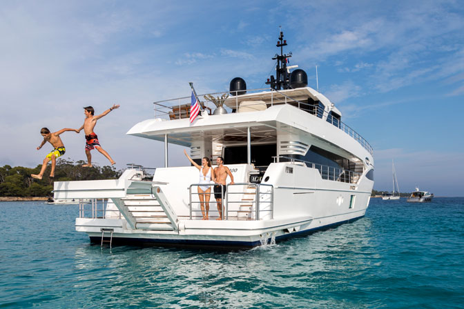 Discover The Best Boat Party Destinations For A Wild Night